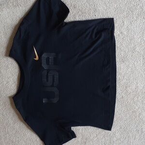 Cropped black Nike tee, size XS.